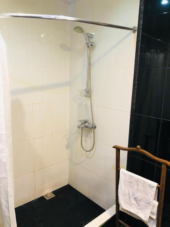 Sev Group Hostel Ереван Екстериор снимка